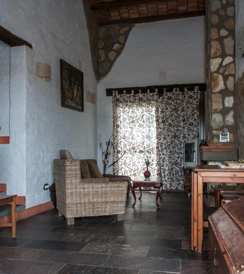 Mirador De Fuentes Pensionat Fuentes de León Exteriör bild